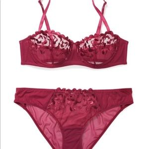 Adore me Gorgeous dark red bra/panty set 36C/large NWT